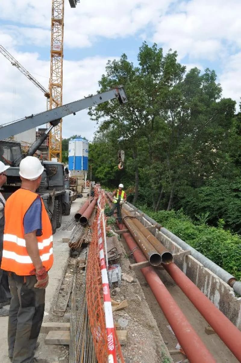 Oprava topného kanálu DN 250, Michelský mlýn, Praha 4