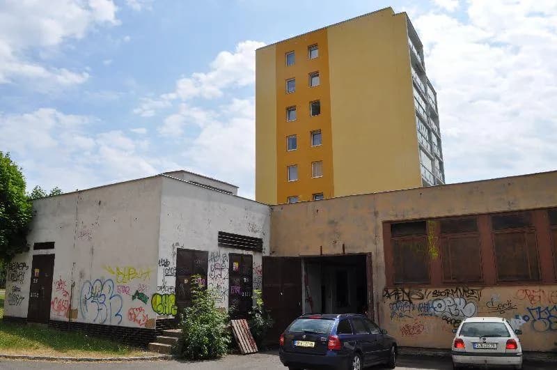 Rekonstrukce centrálních výměníkových stanic na sídlištích Praha 8 - Bohnice a Trója