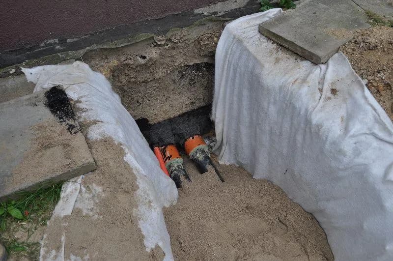 Oprava zemních rozvodů teplé vody a cirkulace, K výzkumným ústavům