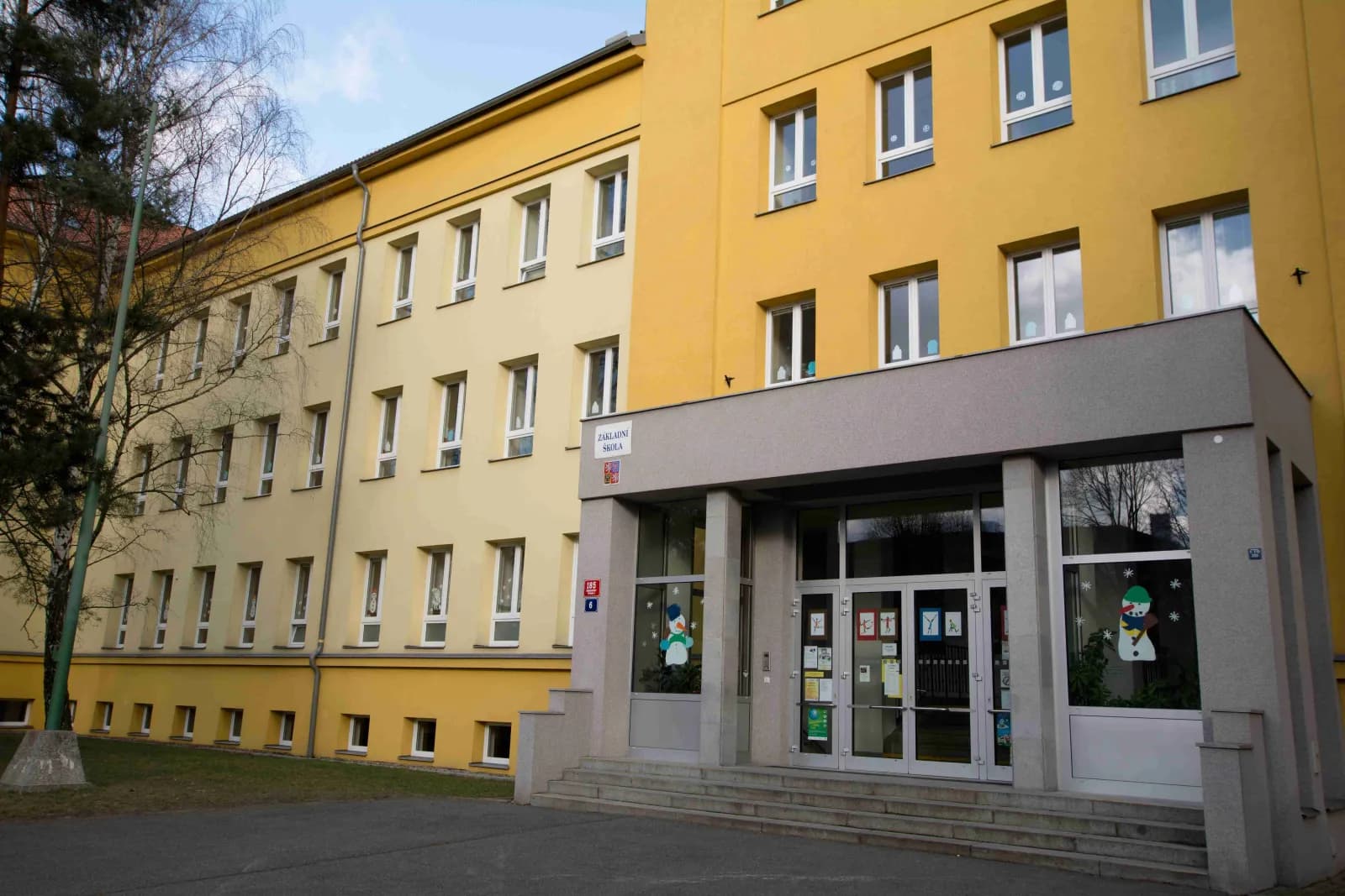 Rekonstrukce kotelny - Základní škola Jitřní 185/6, Praha 4